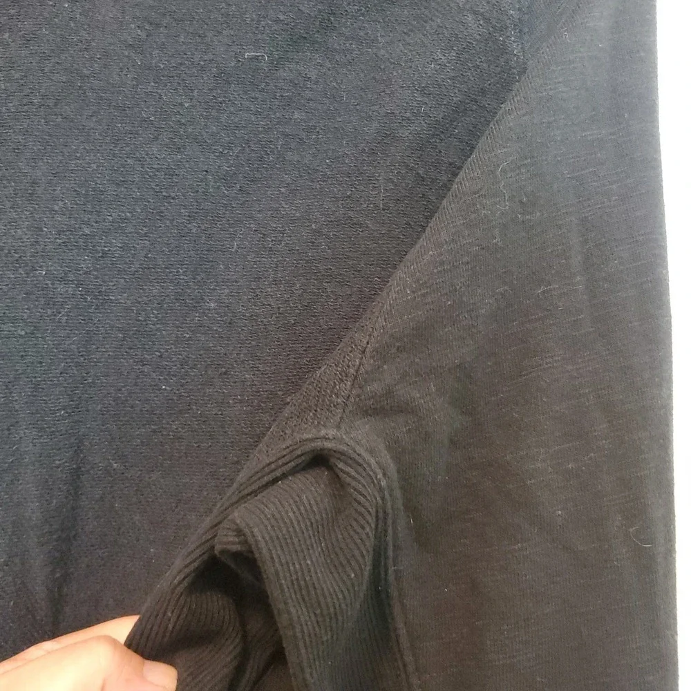 21 MEN Men's Black Pullover Hoodie Sweatshirt XL Pouch Pocket Hooded Activewear